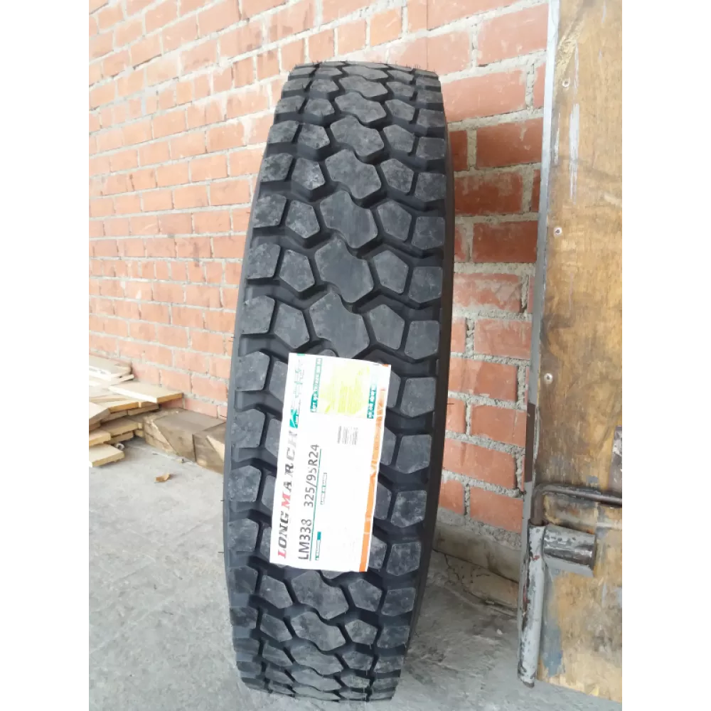 Грузовая шина 325/95 R24 Long March LM-338 22PR в Камышлове