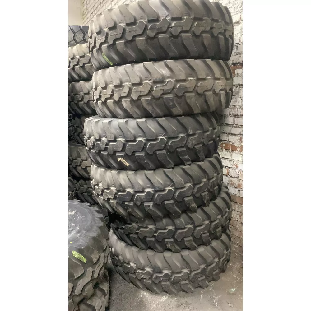 Спецшина 405/70/24 Dunlop sp t9  в Камышлове